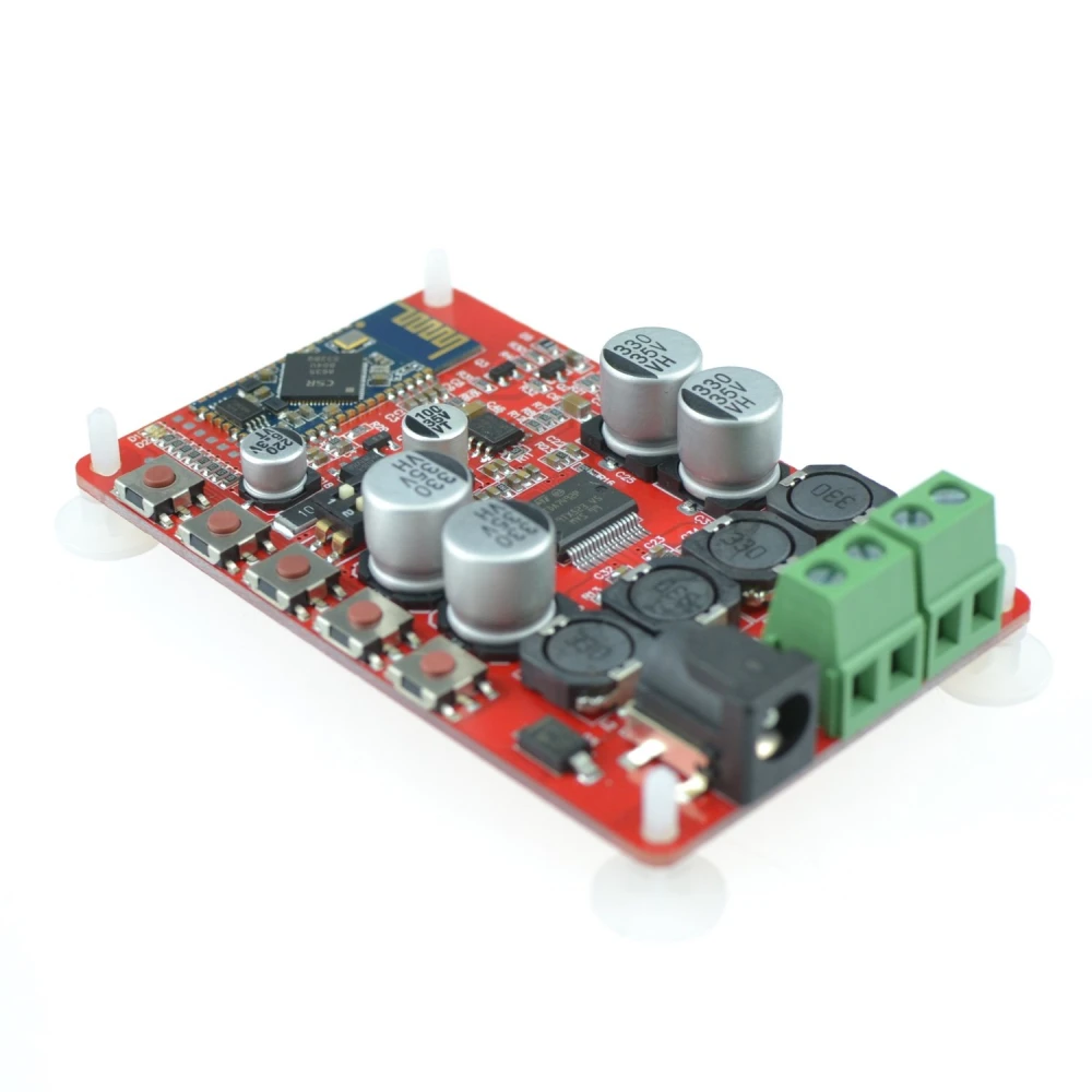 Detalle del chip CSR8635 para receptor Bluetooth en amplificador TDA7492P