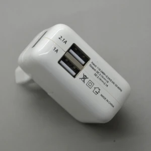 Ładowarka sieciowa dual USB 2,1A i 1A do tabletów i telefonów