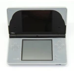 Białe etui silikonowe Nintendo DSI dla ochrony i wygody