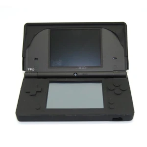 Czarne silikonowe etui do Nintendo DSi - ochrona i wygoda