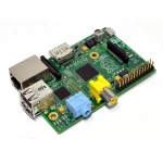 Raspberry Pi Model B 700MHz, 512MB RAM do projektów elektronicznych