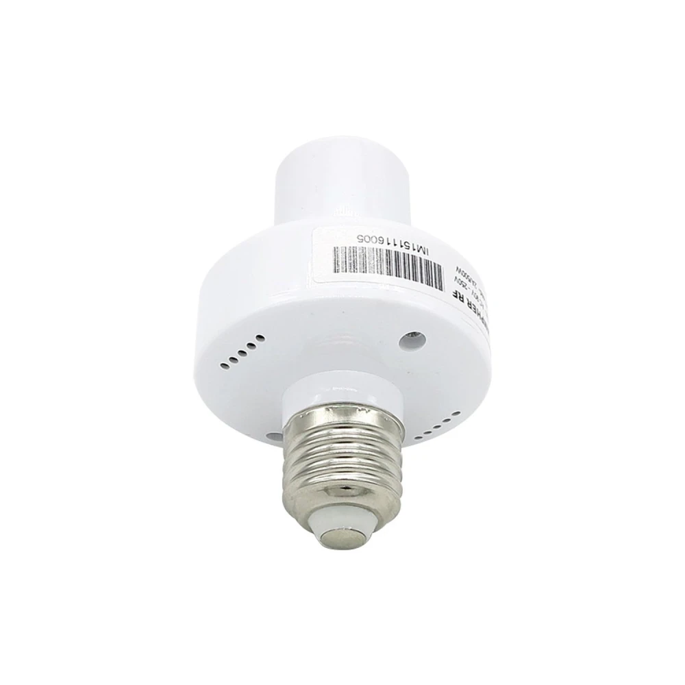 Detalle del Sonoff Slampher soporte para bombilla inteligente mostrando base E27