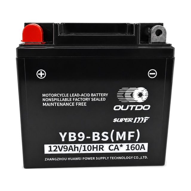 OUTDO YB9-BS, akumulator motocyklowy YB9-B z widocznymi z przodu biegunami